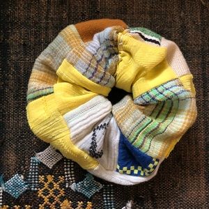 ace&jig jumbo scrap scrunchie in agave